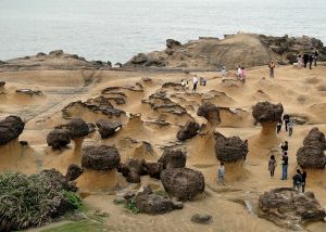 Yehliu Geopark - HH tour and travel